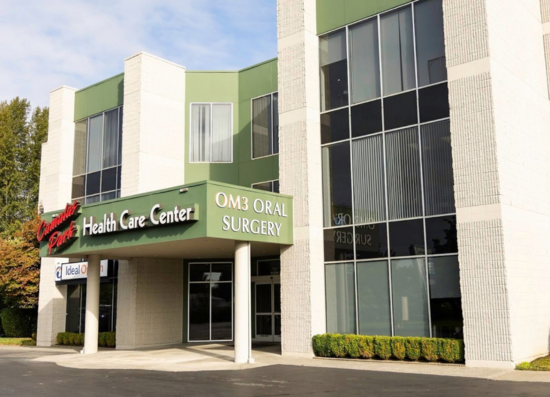 OM3 Oral Surgery Smokey Point office exterior